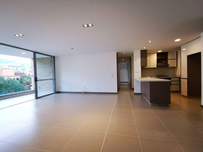 Apartamento de 4 alcobas en venta en Santa Maria No. 3, Envigado, 156 m² · foto 3 de 24