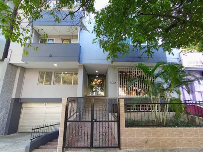 Oficina en venta en Lorena, Medellín, 147 m² · foto 2 de 18
