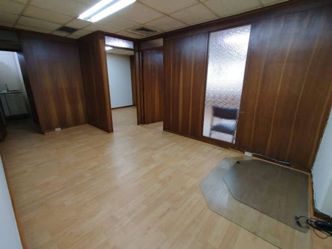 Oficina en arriendo en Manila, Medellín, 60 m² · foto 4 de 9