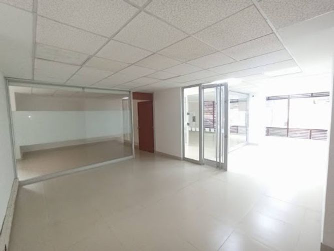 Local en arriendo en El Portal, Itagüí, 175 m² · foto 2 de 13