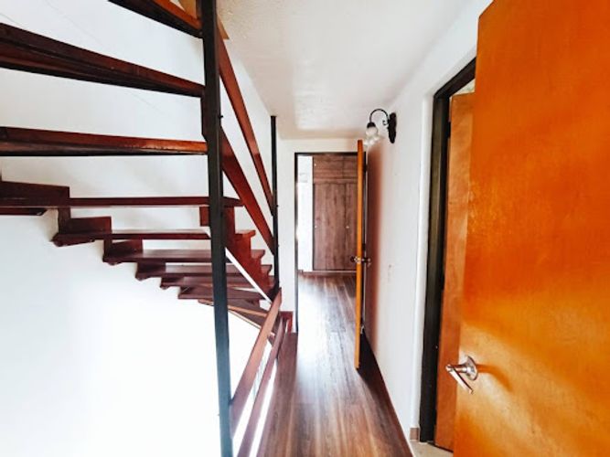Casa de 3 alcobas en venta en Pajarito, Medellín, 86 m² · foto 13 de 24