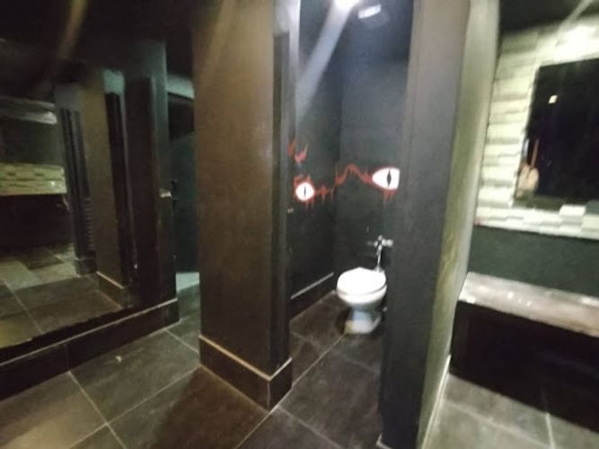Local en arriendo en Simesa, Medellín, 322 m² · foto 15 de 17