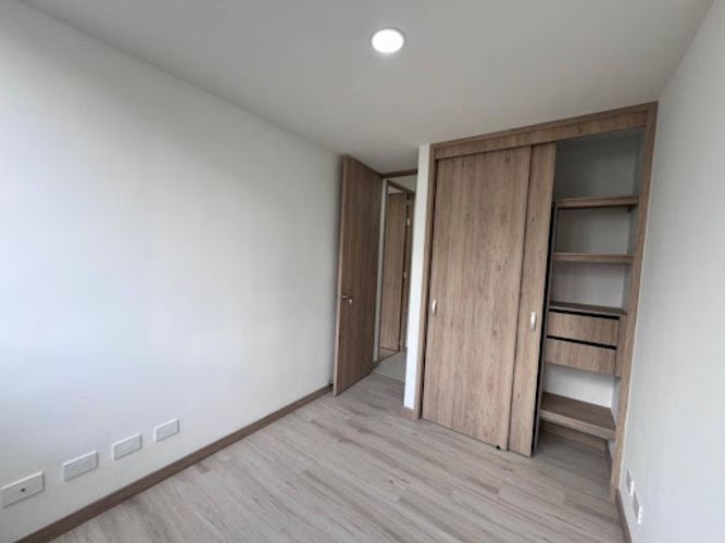 Apartamento de 2 alcobas en venta en La Doctora, Sabaneta, 61 m² · foto 13 de 18