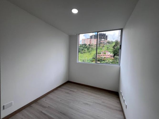 Apartamento de 2 alcobas en venta en La Doctora, Sabaneta, 61 m² · foto 14 de 18