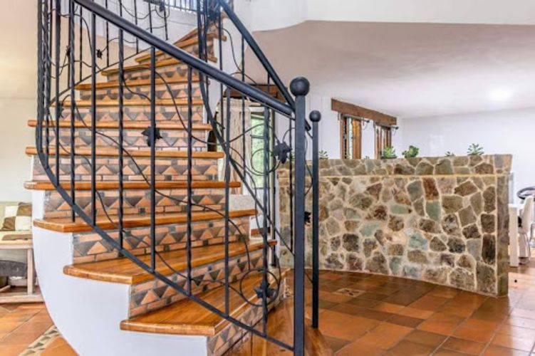 Casa de 5 alcobas en arriendo en La Catedral, Sabaneta, 550 m² · foto 5 de 22
