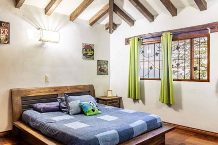 Casa de 5 alcobas en arriendo en La Catedral, Sabaneta, 550 m² · foto 8 de 22