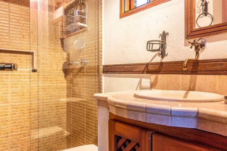 Casa de 5 alcobas en arriendo en La Catedral, Sabaneta, 550 m² · foto 14 de 22