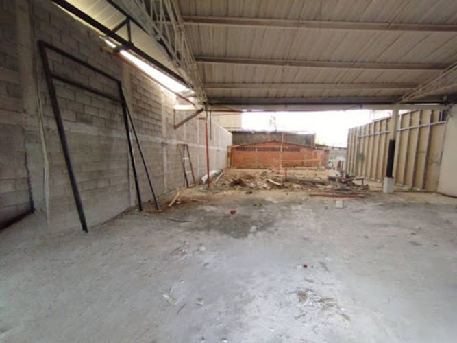 Local en arriendo en Llano Grande, Rionegro, 167 m² · foto 2 de 3