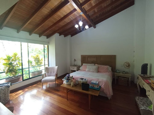 Casa en arriendo en El Tesoro, Medellín · foto 12 de 23