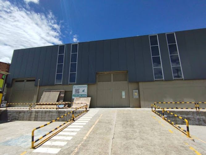 Bodega en arriendo en San Lorenzo, Rionegro, 1500 m² · foto 2 de 15