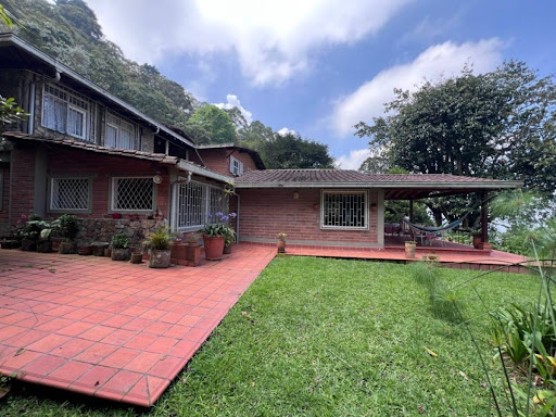 Casa en arriendo en Los Balsos, Medellín · foto 3 de 24