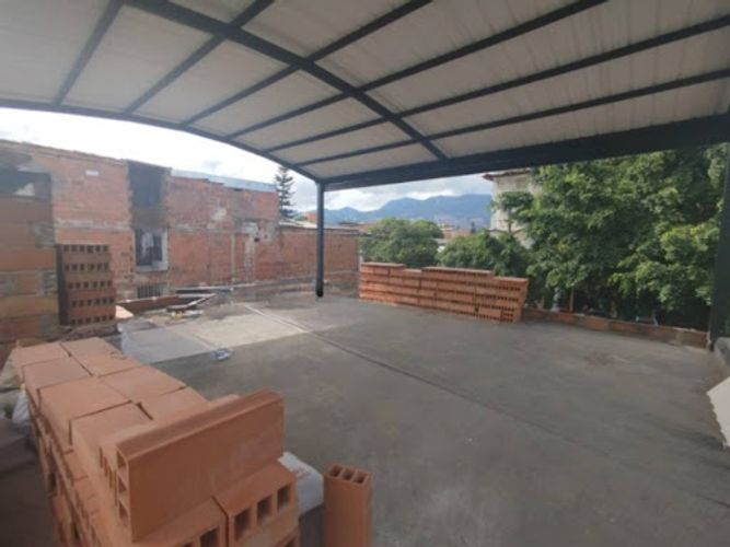 Bodega en arriendo en Belén Fatima, Medellín, 60 m² · foto 4 de 5