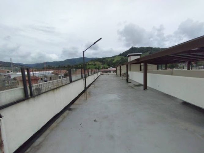 Local en arriendo en Santa Elena, El Retiro, 250 m² · foto 3 de 9