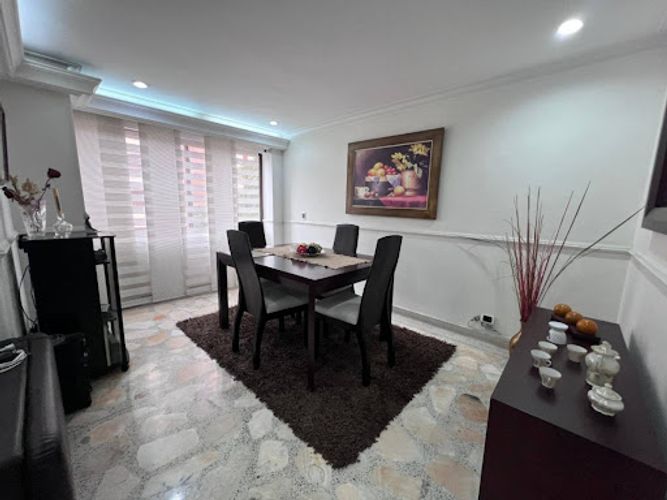 Apartamento de 3 alcobas en venta en Lorena, Medellín, 125 m² · foto 3 de 24