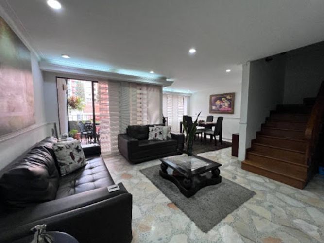 Apartamento de 3 alcobas en venta en Lorena, Medellín, 125 m² · foto 4 de 24