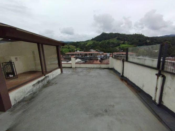 Local en arriendo en Santa Elena, El Retiro, 250 m² · foto 6 de 9