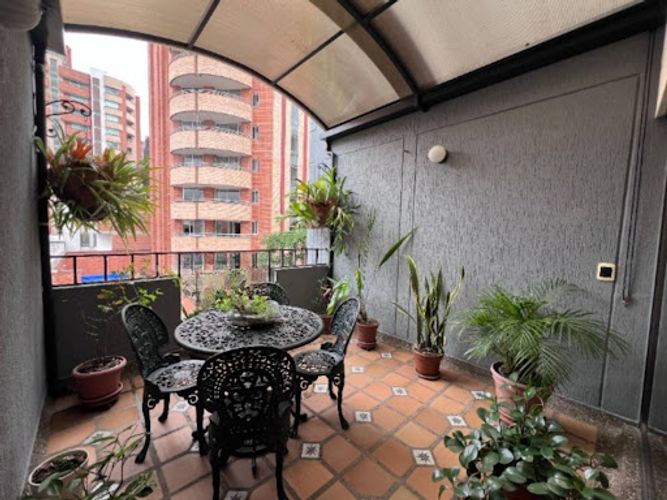 Apartamento de 3 alcobas en venta en Lorena, Medellín, 125 m² · foto 19 de 24