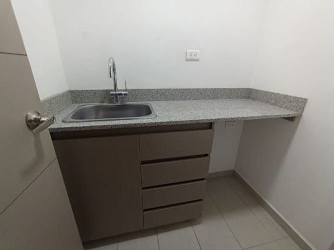 Oficina en venta en Laureles, Medellín, 51 m² · foto 8 de 9