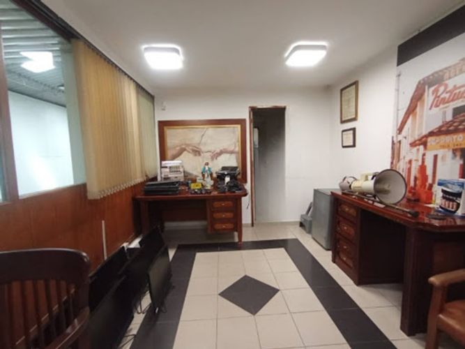 Local en arriendo en Caribe, Medellín, 900 m² · foto 8 de 17