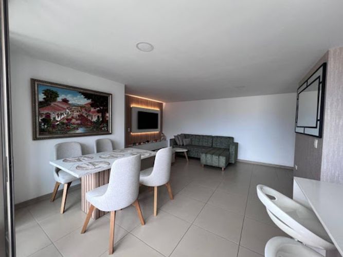 Apartamento de 3 alcobas en venta en Las Lomitas, Sabaneta, 85 m² · foto 3 de 24