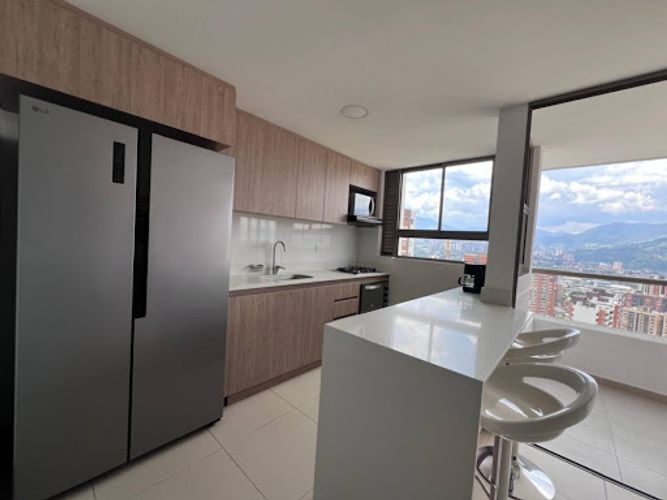 Apartamento de 3 alcobas en venta en Las Lomitas, Sabaneta, 85 m² · foto 12 de 24