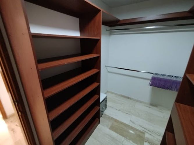 Apartamento de 4 alcobas en arriendo en Loma Del Campestre, Medellín, 365 m² · foto 21 de 24