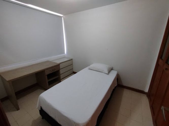 Apartamento de 4 alcobas en arriendo en Loma Del Campestre, Medellín, 365 m² · foto 23 de 24