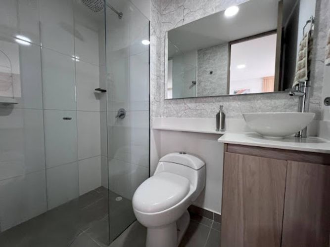 Apartamento de 3 alcobas en venta en Las Lomitas, Sabaneta, 85 m² · foto 16 de 24