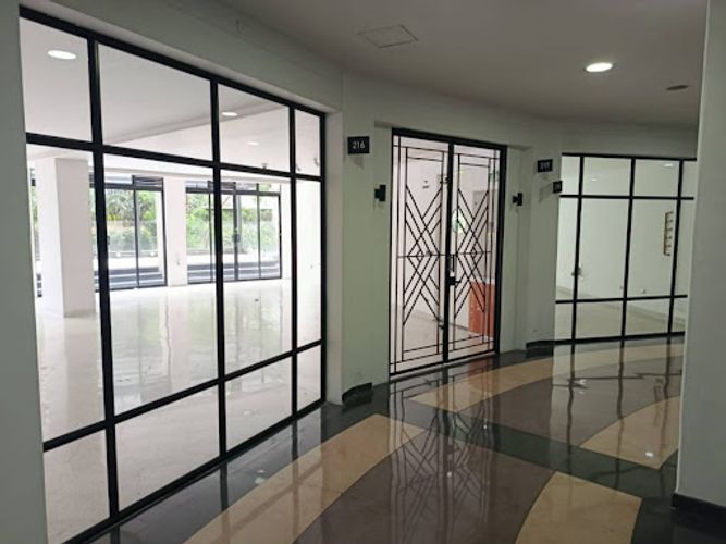 Local en arriendo en Milla De Oro, Medellín, 230 m² · foto 2 de 13