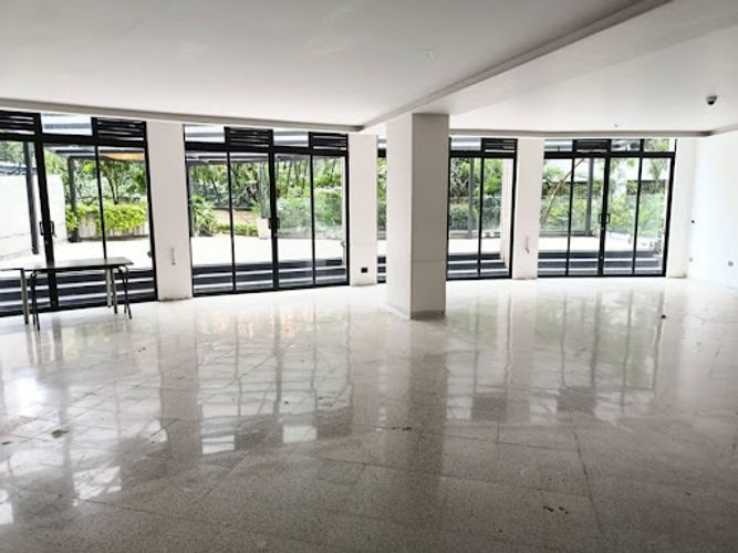 Local en arriendo en Milla De Oro, Medellín, 230 m² · foto 4 de 13