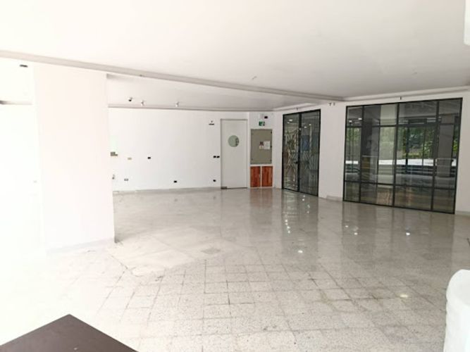 Local en arriendo en Milla De Oro, Medellín, 230 m² · foto 5 de 13
