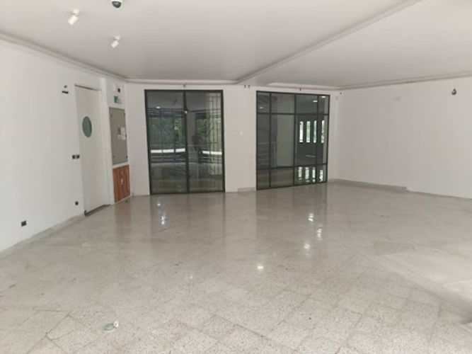 Local en arriendo en Milla De Oro, Medellín, 230 m² · foto 9 de 13