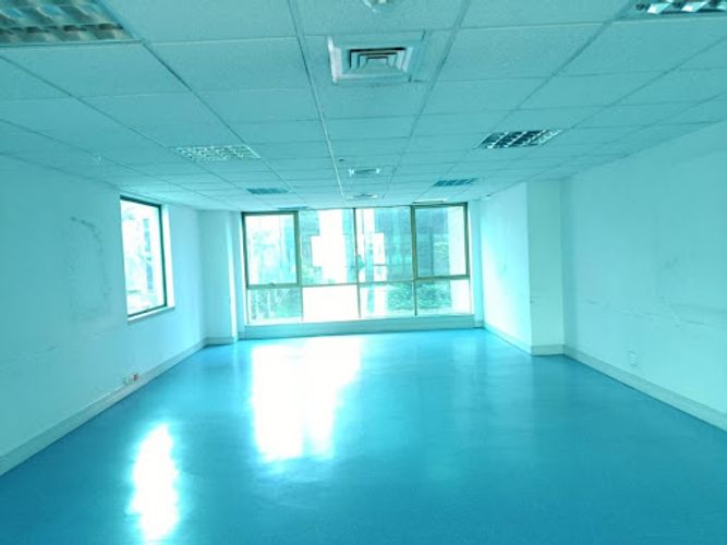 Oficina en arriendo en Los Balsos, Medellín, 248 m² · foto 9 de 15