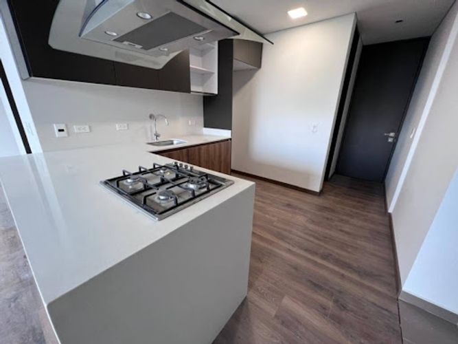 Apartaestudio en venta en Altos Del Poblado, Medellín, 63 m² · foto 9 de 20