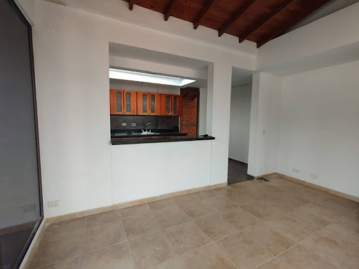 Apartamento en arriendo en Laureles, Medellín · foto 6 de 24