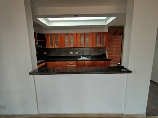 Apartamento en arriendo en Laureles, Medellín · foto 7 de 24