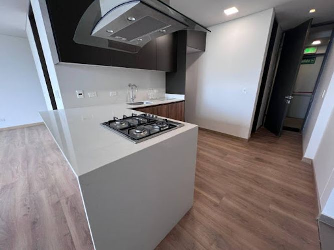 Apartaestudio en venta en Altos Del Poblado, Medellín, 63 m² · foto 12 de 20