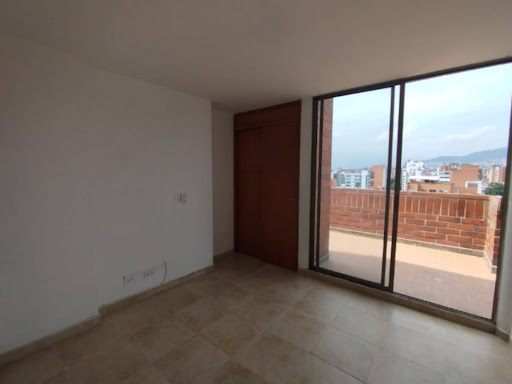 Apartamento en arriendo en Laureles, Medellín · foto 10 de 24