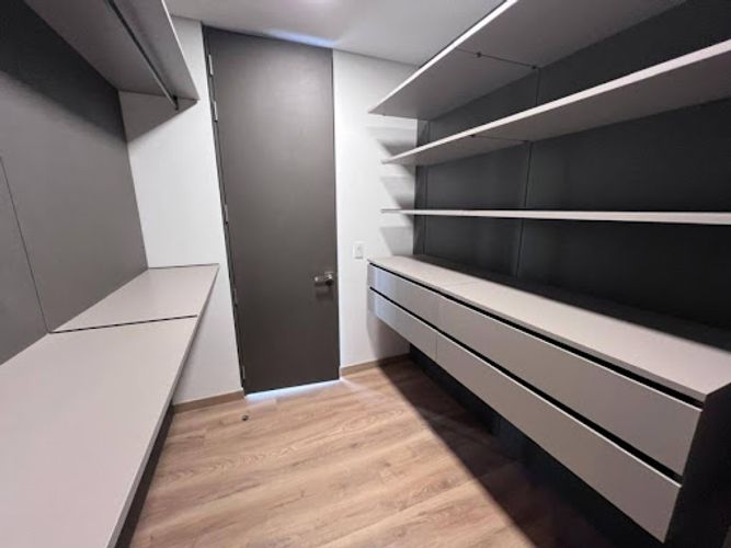 Apartaestudio en venta en Altos Del Poblado, Medellín, 63 m² · foto 19 de 20