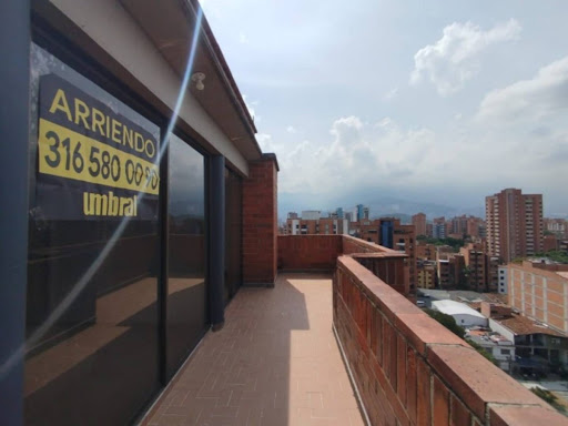 Apartamento en arriendo en Laureles, Medellín · foto 22 de 24