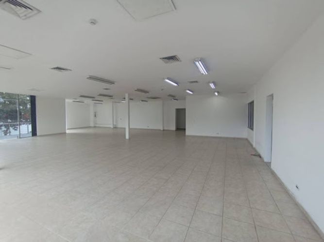 Local en arriendo en Los Naranjos, Itagüí, 395 m² · foto 6 de 9