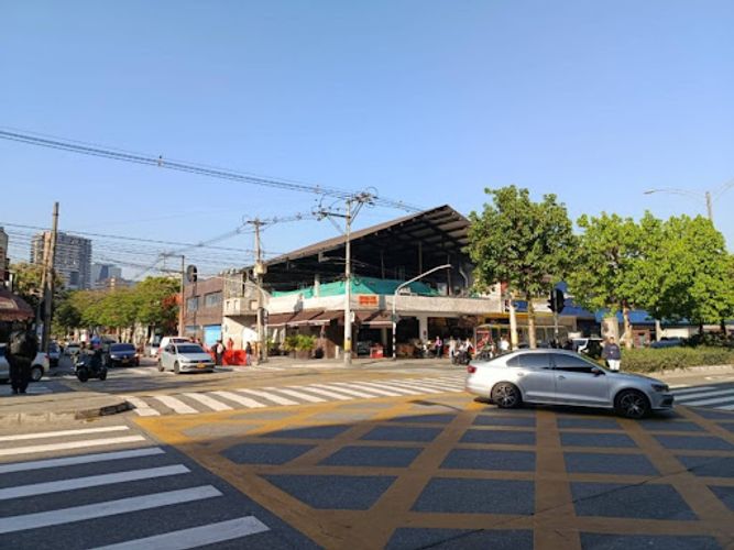 Local en arriendo en Laureles, Medellín, 250 m² · foto 3 de 6