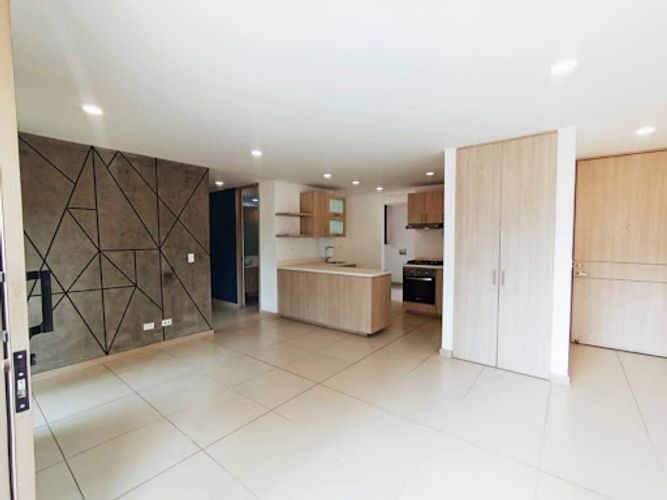 Apartamento de 2 alcobas en venta en Loma De San Jose, Sabaneta, 98 m² · foto 3 de 24