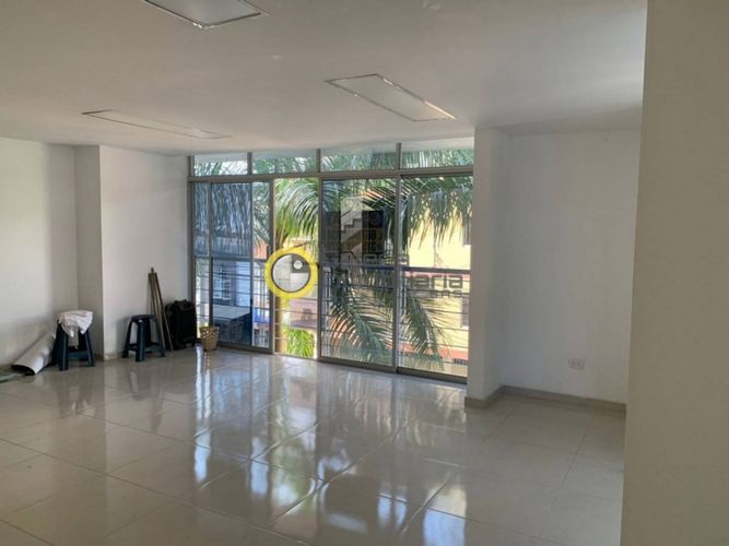 Local en arriendo en Universidad, Bucaramanga, 25 m² · foto 8 de 9