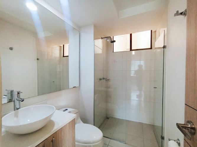 Apartamento de 2 alcobas en venta en Loma De San Jose, Sabaneta, 98 m² · foto 18 de 24