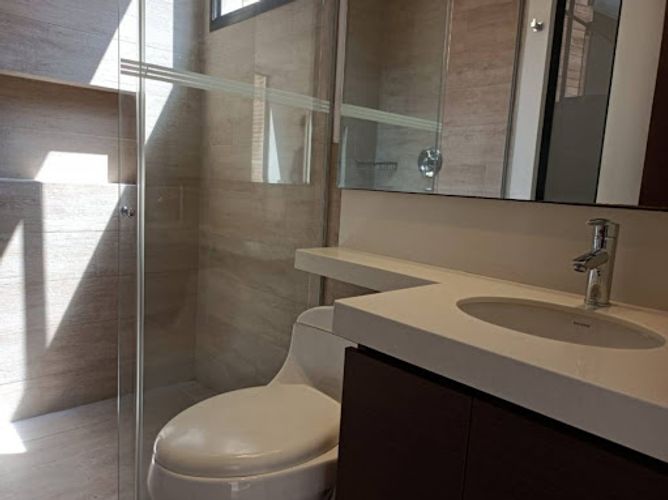 Apartamento de 4 alcobas en arriendo en Loma Del Campestre, Medellín, 282 m² · foto 18 de 24