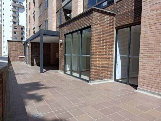Apartamento de 4 alcobas en arriendo en Loma Del Campestre, Medellín, 282 m² · foto 23 de 24