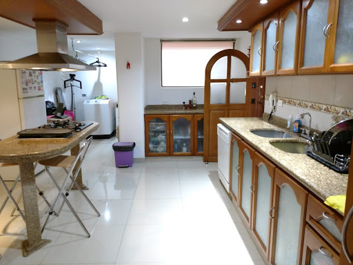 Apartamento en venta en Los Rosales, Bogotá · foto 7 de 14