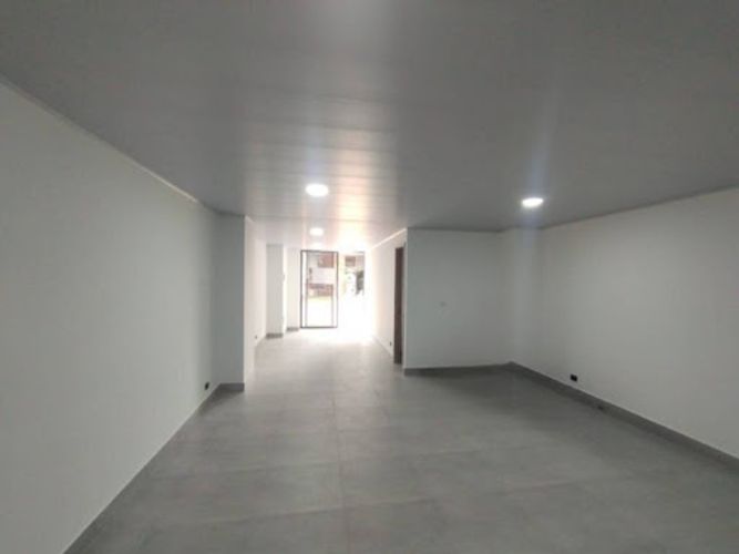 Local en arriendo en Llano Grande, Rionegro, 50 m² · foto 2 de 6