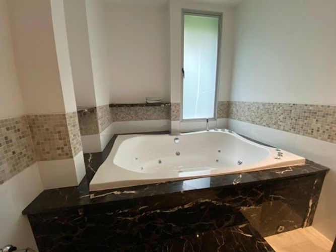 Casa de 3 alcobas en arriendo en Loma Benedictinos, Medellín, 337 m² · foto 15 de 24